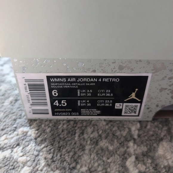 Air Jordan 4 Retro Seafoam/Sail-Metallic Silver Size 6 Women's / 4.5 Men's NEW - Picture 3 of 5